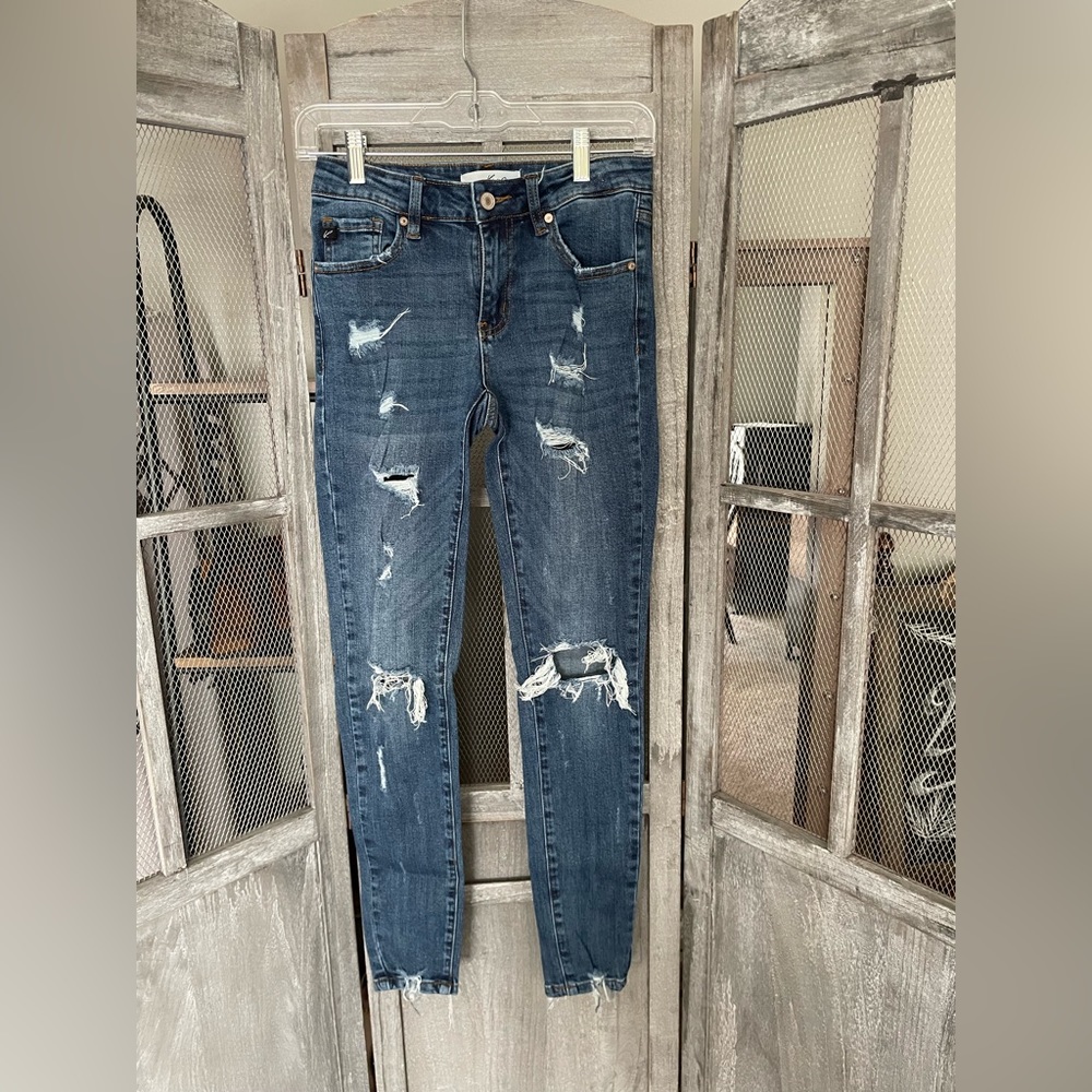 KanCan Distressed Skinny Jeans